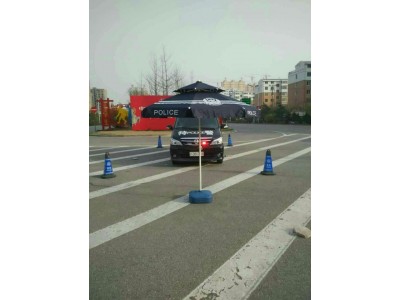 警用雙層遮陽傘產品屬性： 批發(fā)采購警用雙層遮陽傘