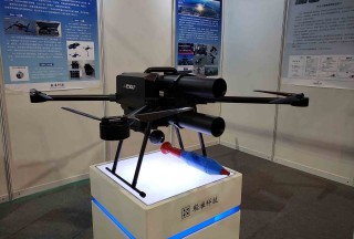 察打無人機機械外骨骼亮相DefenPol China2020第五屆廣州國防科技創(chuàng)新暨軍警外貿展